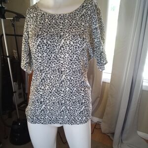 Black and White Relaxed Fit Blouse